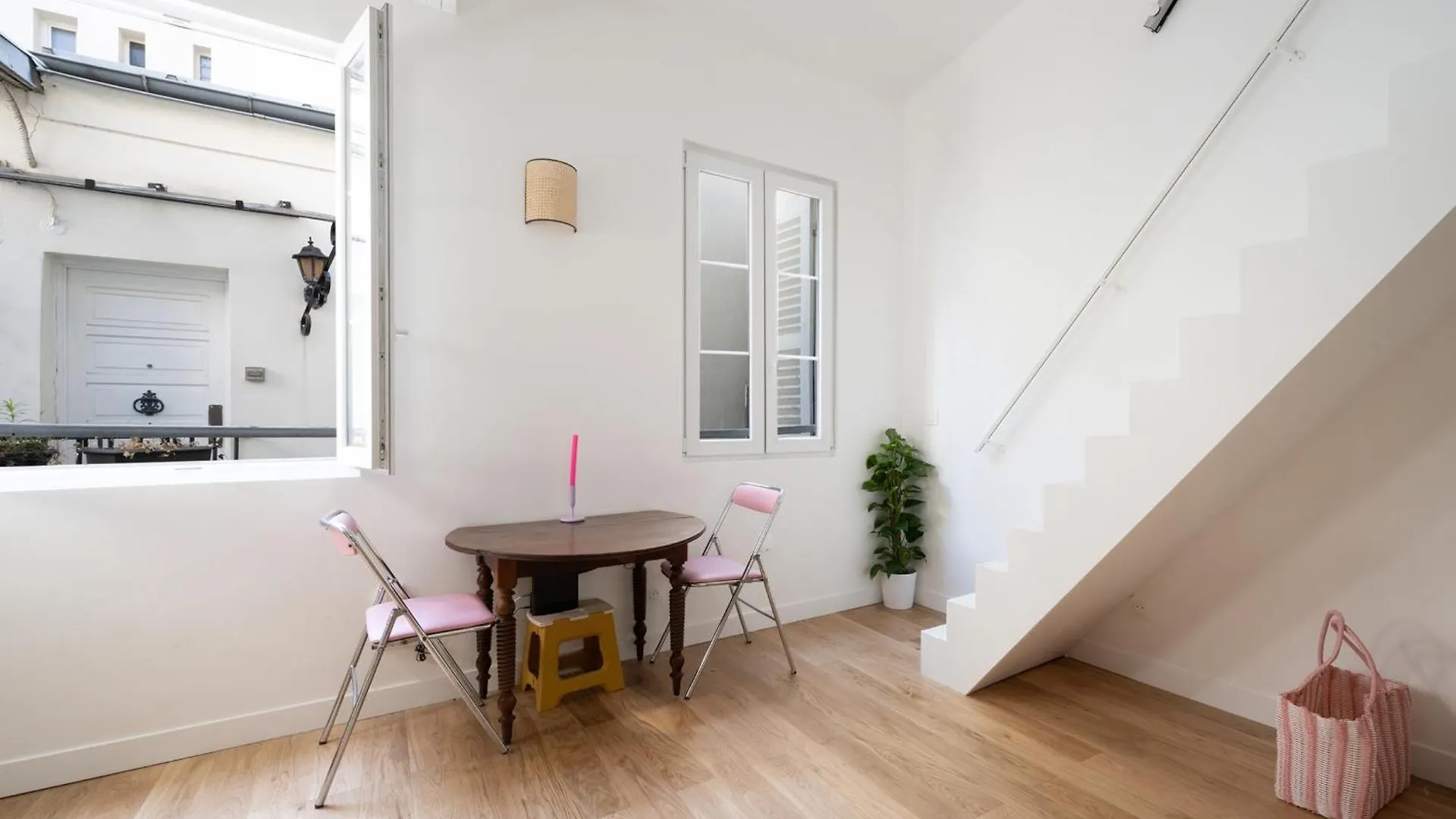 Appartement Studio De Bourgoin - Welkeys Parijs
